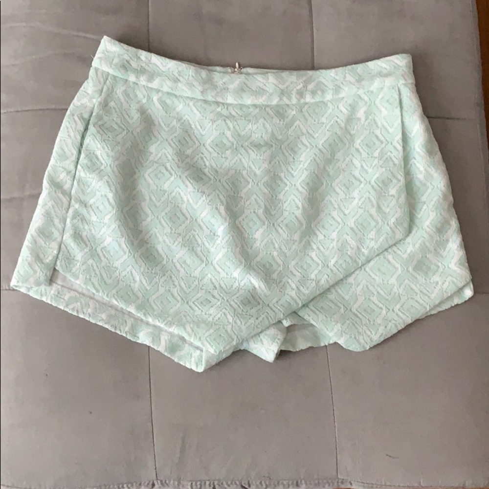 Pretty skort